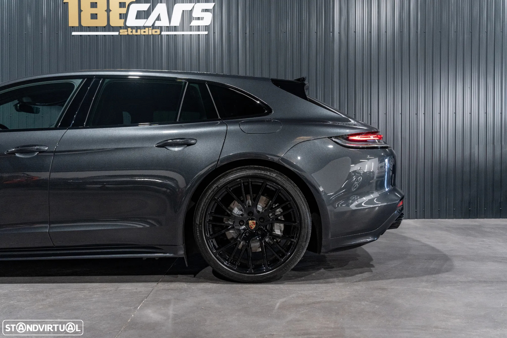 Porsche Panamera Sport Turismo 4 E-Hybrid Platinum Edition - 34