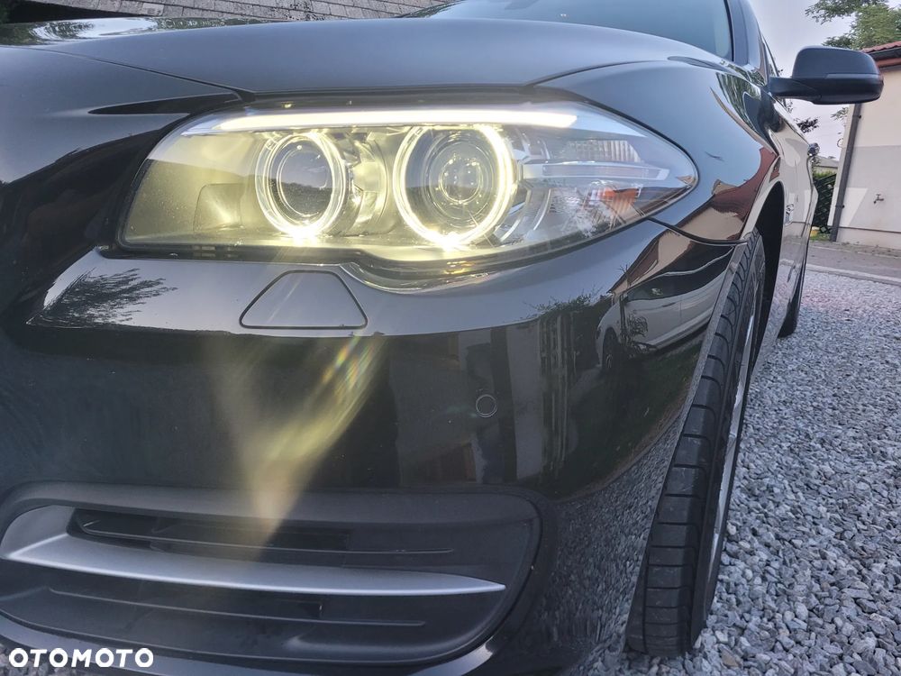 BMW Seria 5 518d Sport - 10
