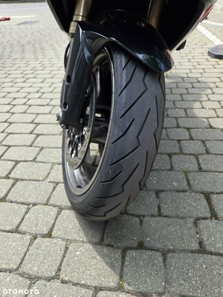 Suzuki GSX-R - 18