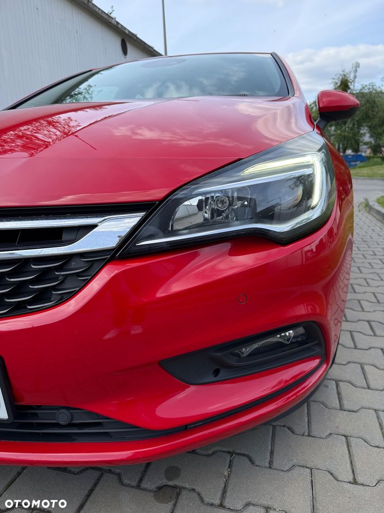 Opel Astra 1.4 T Elite - 11
