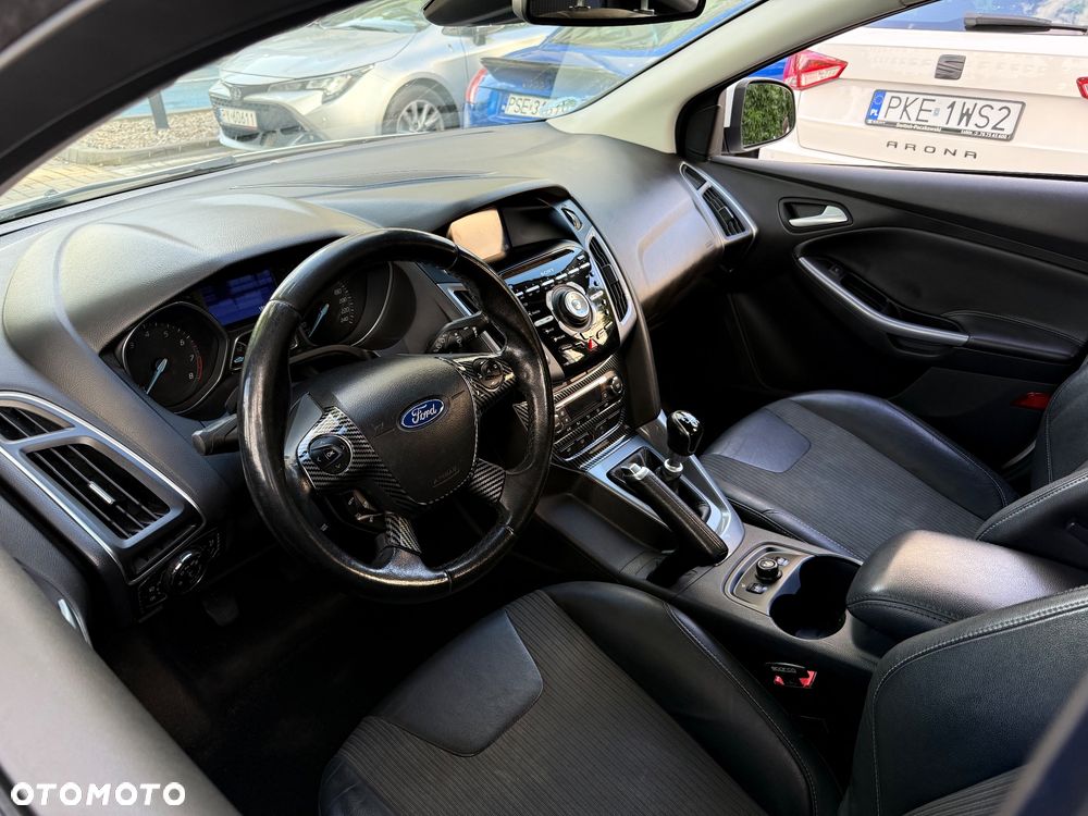 Ford Focus 1.6 EcoBoost Titanium - 5