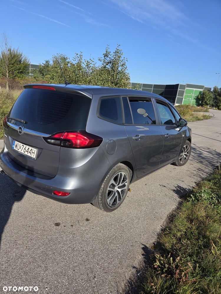 Opel Zafira 2018 photo 3