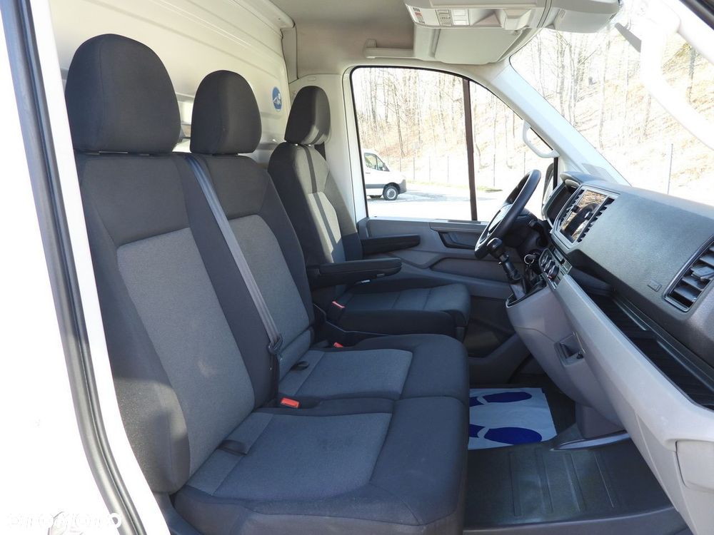Volkswagen CRAFTER WYWROTKA TEMPOMAT NAWIGACJA BLIŹNIACZE KOŁA KLIMATYZACJA  180KM - 38