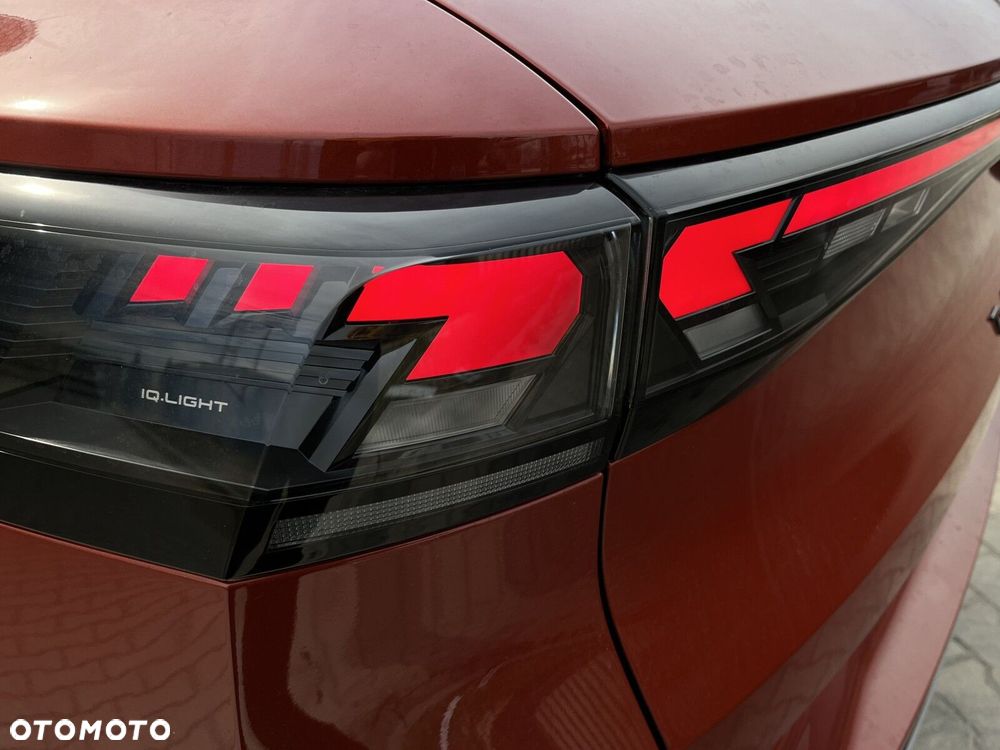 Volkswagen T-Roc - 11