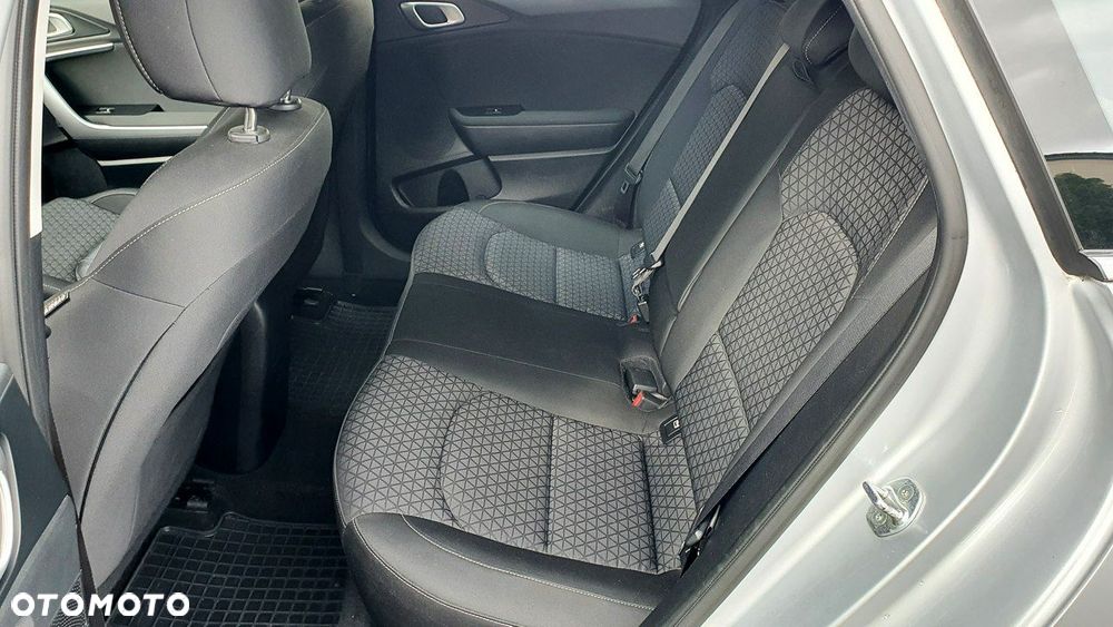 Kia Ceed - 18