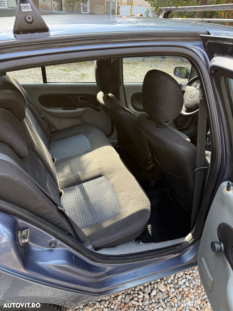 Renault Symbol 1.4 8V Authentique - 4