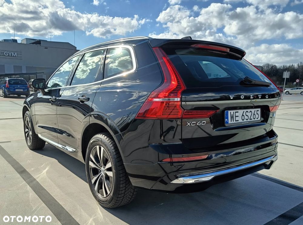 Volvo XC 60 T6 Plug-In Hybrid AWD Inscription Expression - 4