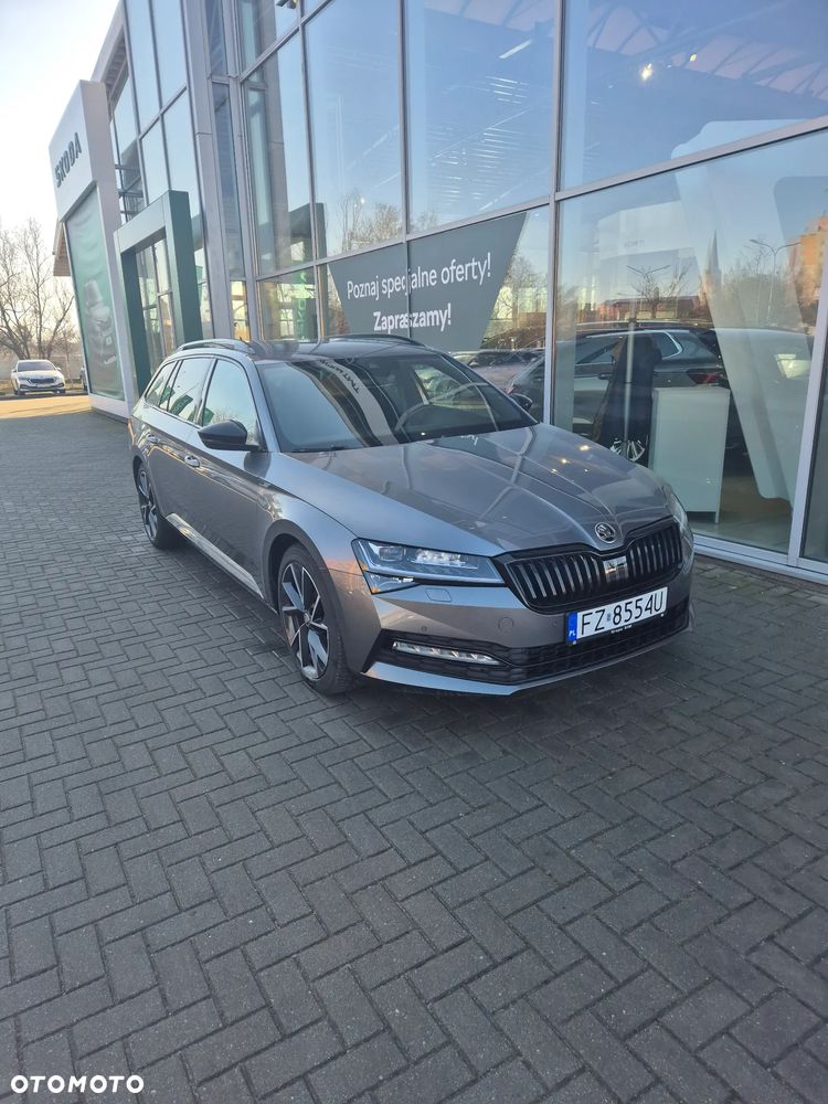 Skoda Superb 2.0 TDI SCR Sportline DSG - 2