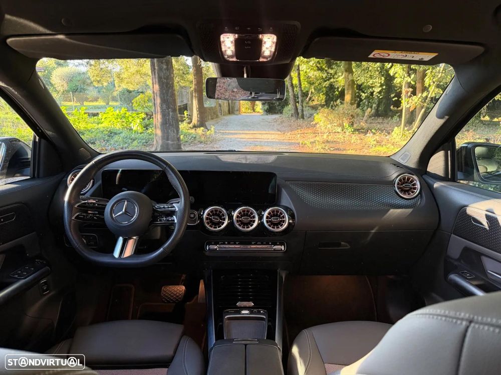 Mercedes-Benz EQA 300 4Matic AMG Line - 16