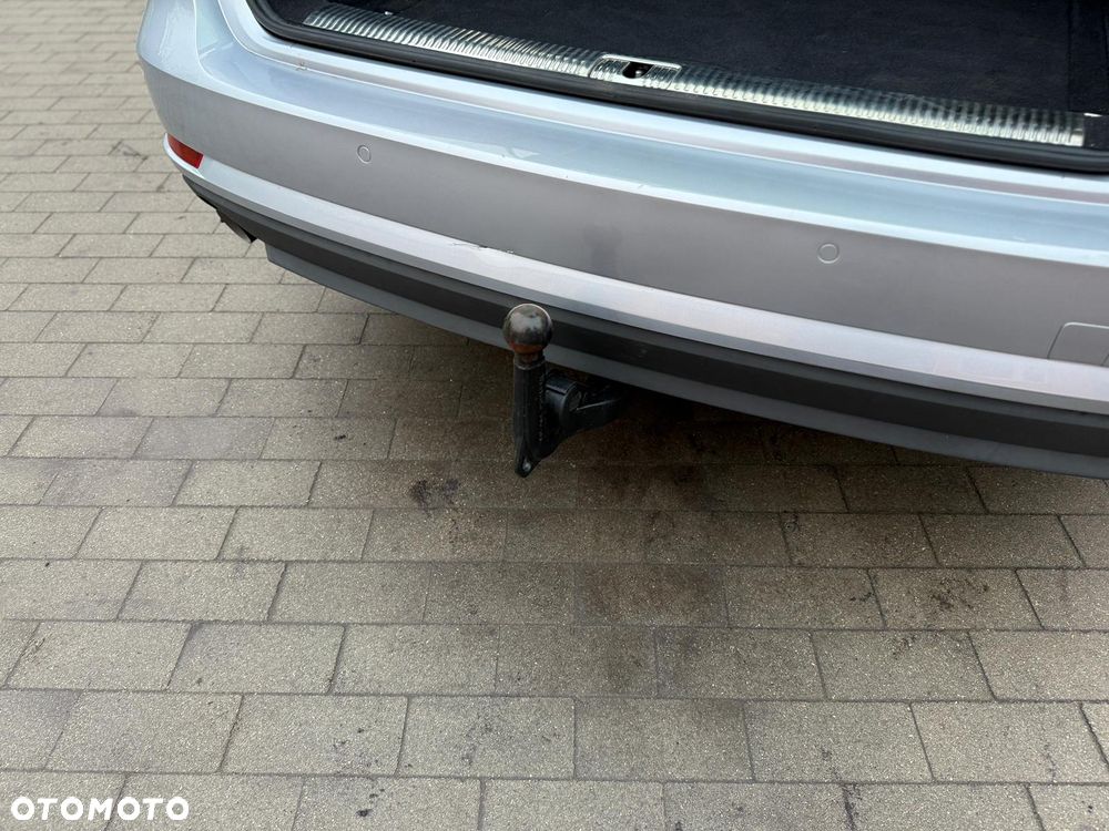 Audi A4 Avant 2.0 TDI ultra S tronic - 15