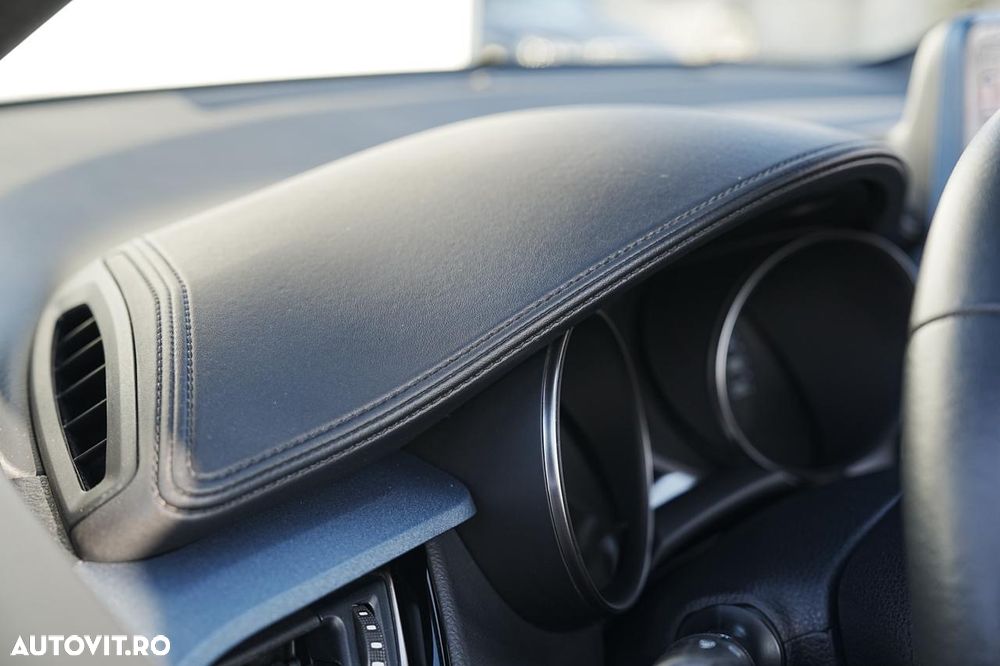 Toyota C-HR 1.8 HSD 122 CP 4x2 CVT Style - 25