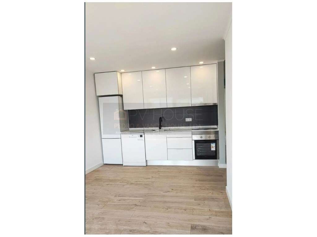 Apartamento T2+1 em Odivelas | Totalmente Remodelado - Grande imagem: 4/21