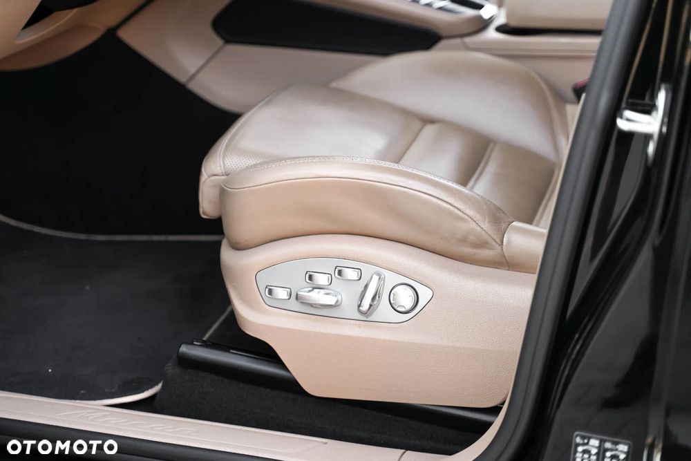 Porsche Macan PDK - 30