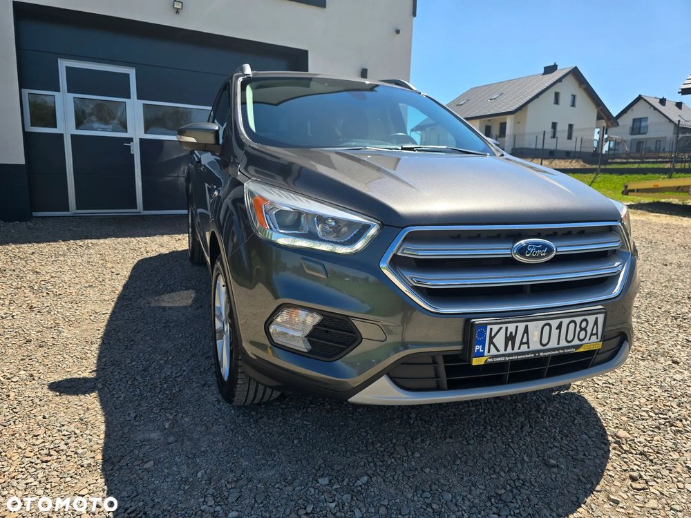 Ford Kuga 1.5 EcoBoost 2x4 Titanium - 8