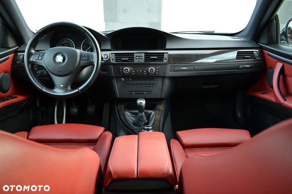BMW Seria 3 320d M Sport Edition - 11