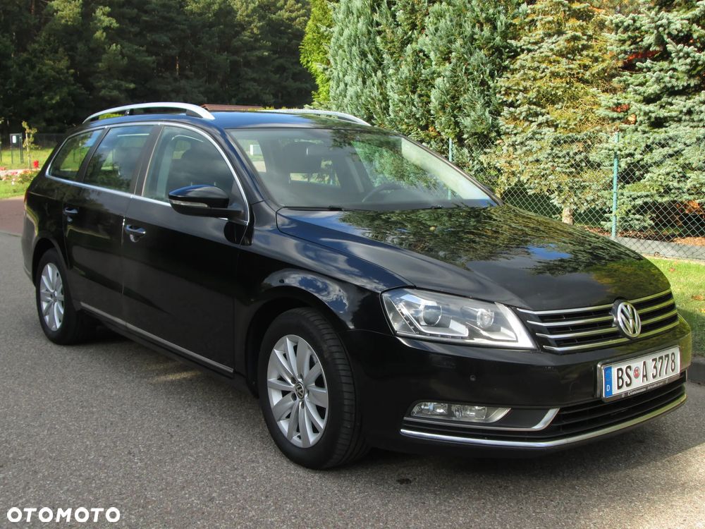 Volkswagen Passat Variant 2.0 TDI DSG BlueMotion Technology Business Edition - 4