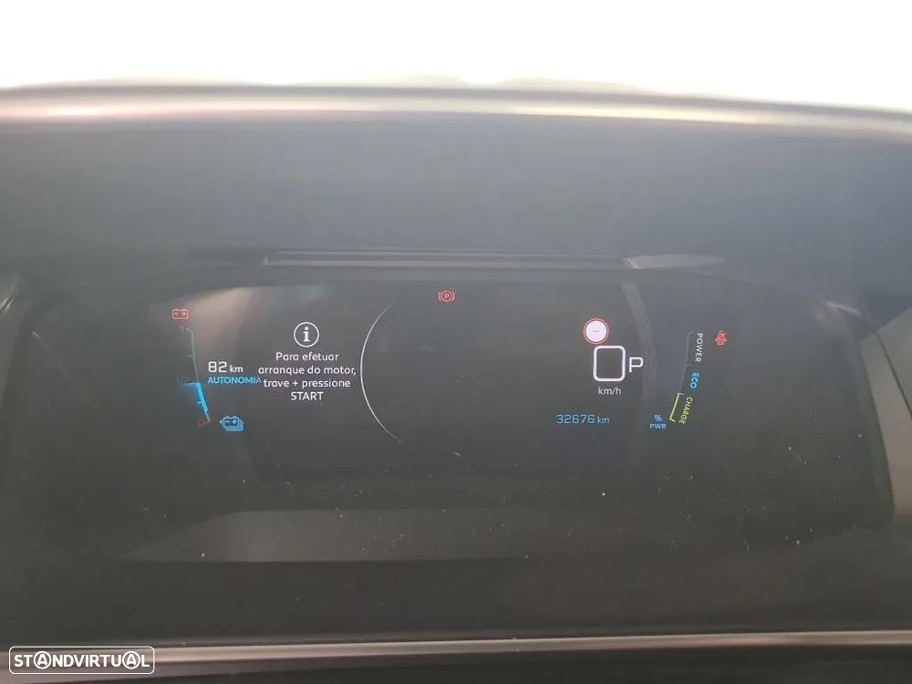 Peugeot e-2008 GT - 7