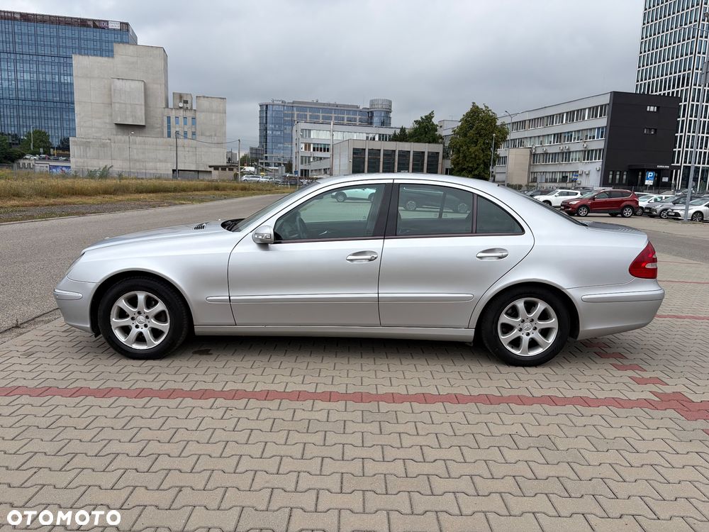 Mercedes-Benz Klasa E 200 CDI Classic - 5