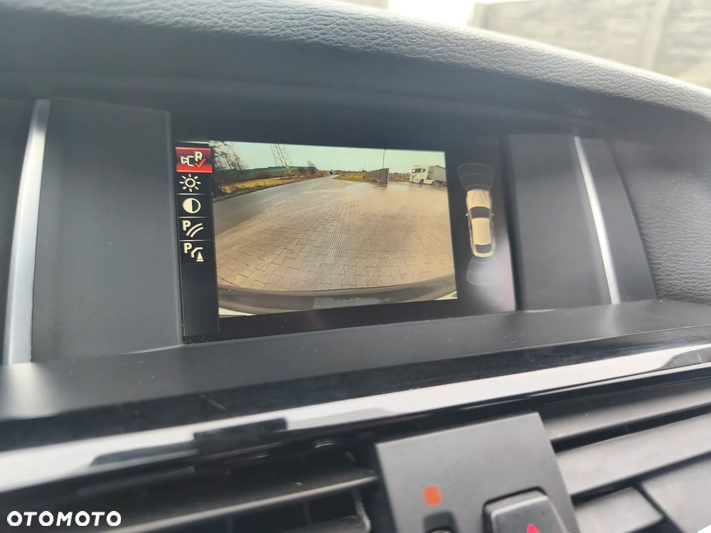 BMW X4 xDrive20i - 25