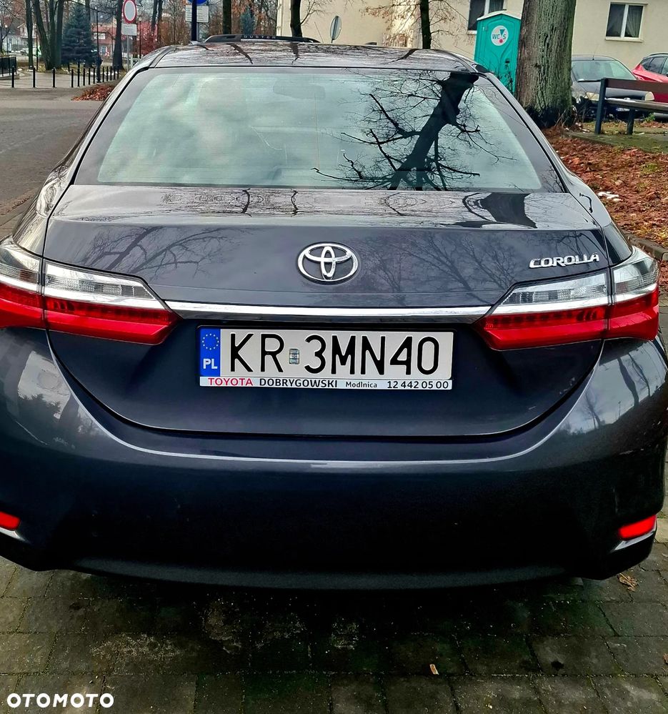 Toyota Corolla 1.6 Comfort - 12