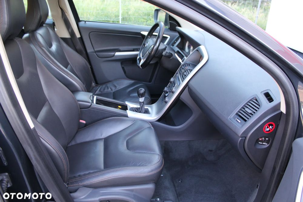Volvo XC 60 D4 Edition Pro - 30