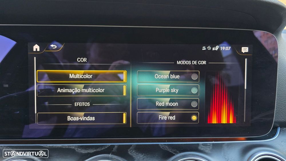 Mercedes-Benz E 220 d Exclusive Line - 30