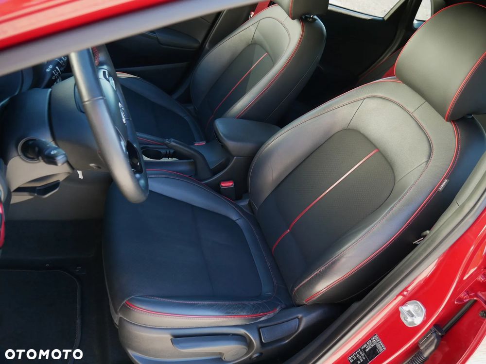 Hyundai Kona 1.6 T-GDI DCT 4WD Unique - 24