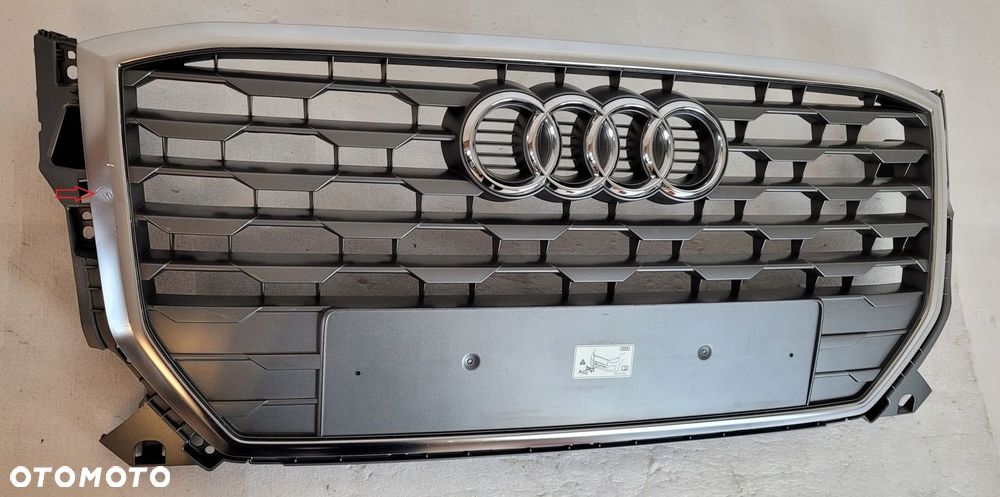 GRILL ATRAPA AUDI Q2 81A 2016-2019 - 2