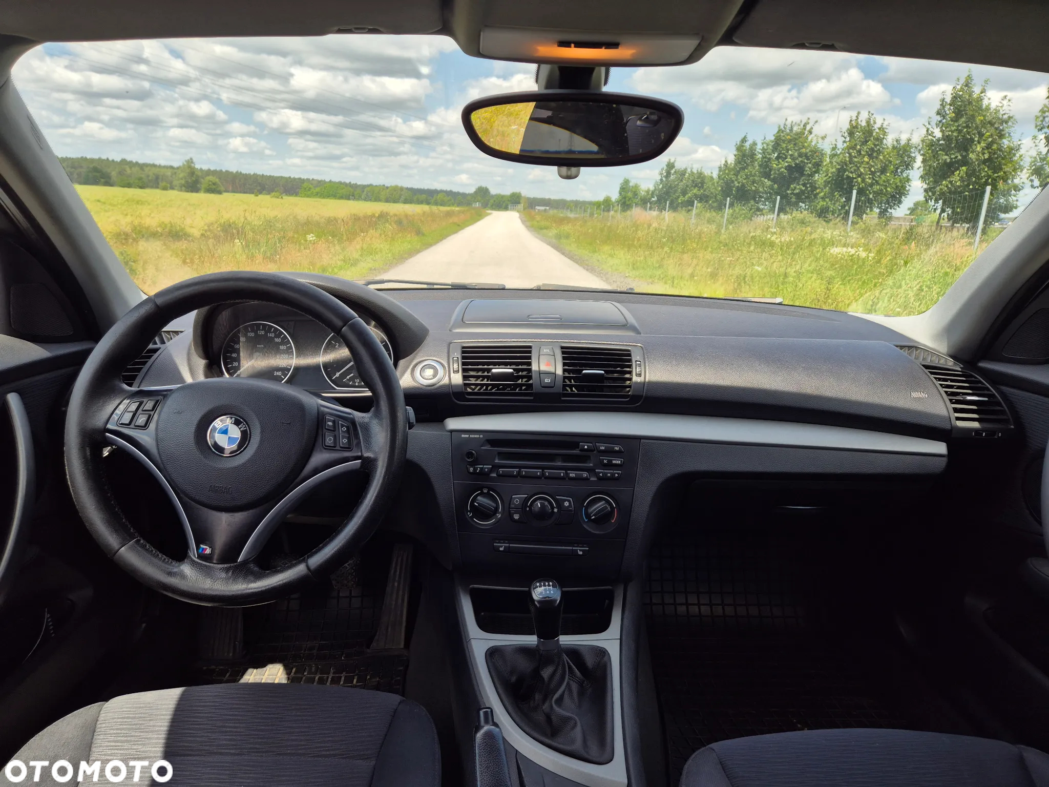 BMW Seria 1 116i - 8