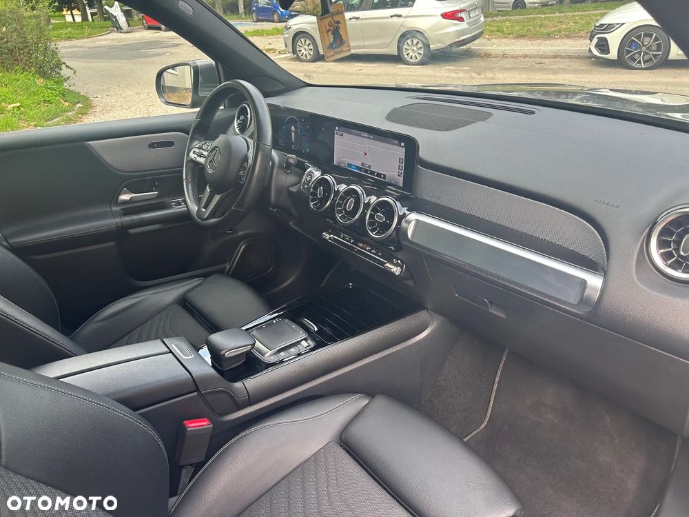 Mercedes-Benz GLB 200 Style 7G-DCT - 11
