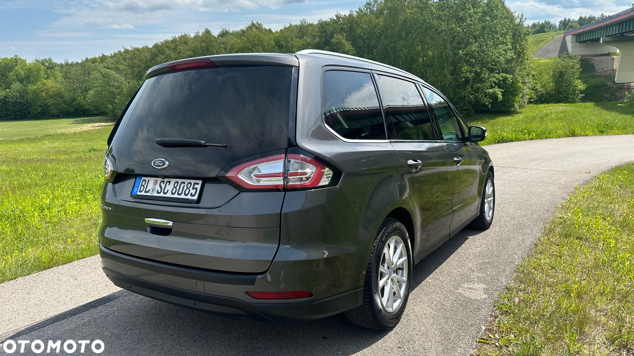 Ford Galaxy 2.0 EcoBlue Twin-Turbo Titanium - 12