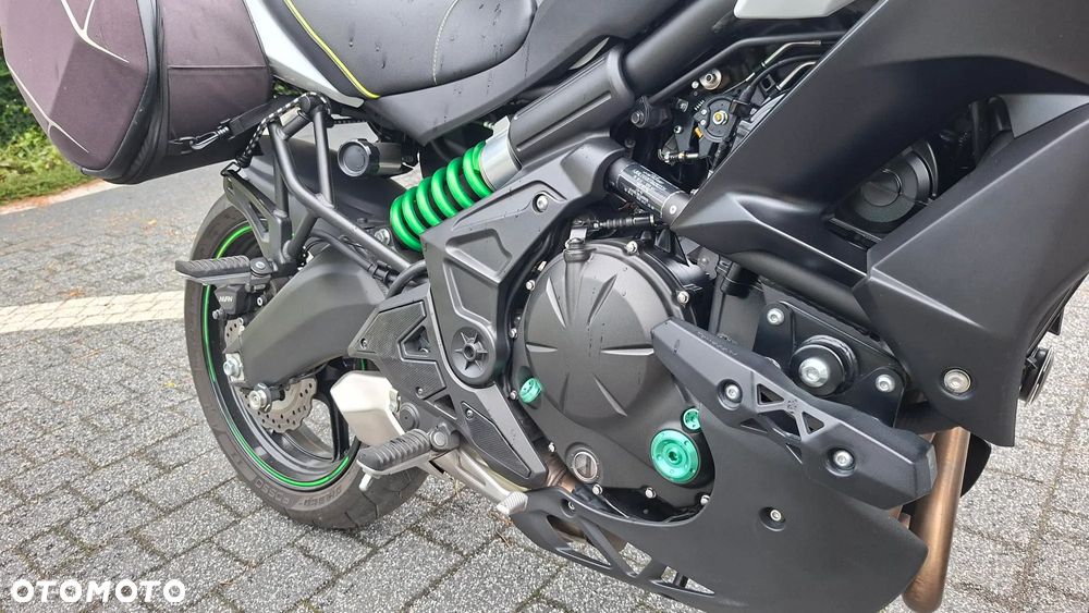Kawasaki Versys 650 - 15