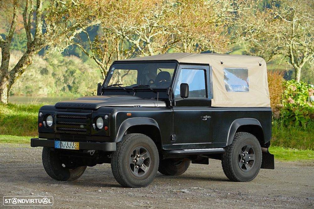 Land Rover Defender 90 SW 2.4 CRD S - 1