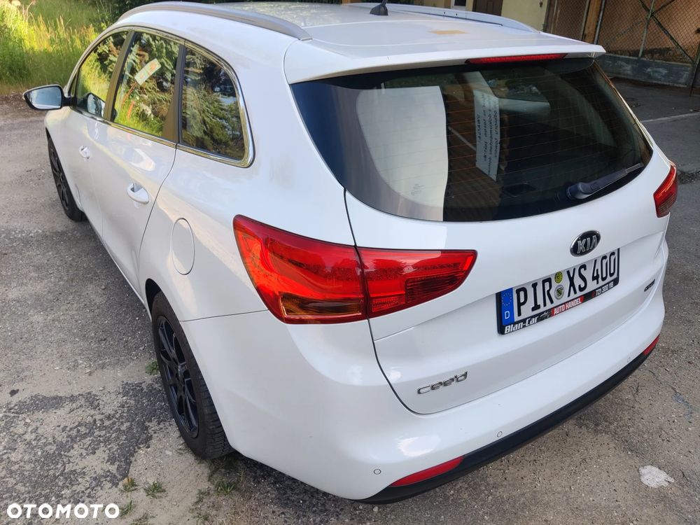 Kia Ceed 1.4 CRDi 90 Vision - 8