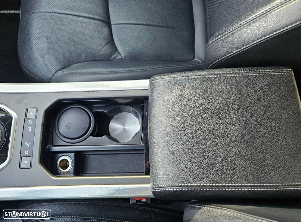 Land Rover Range Rover Evoque 2.0 TD4 SE Dynamic Auto - 32