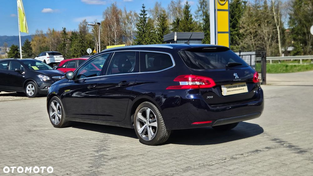 Peugeot 308 1.2 PureTech Allure S&S - 4