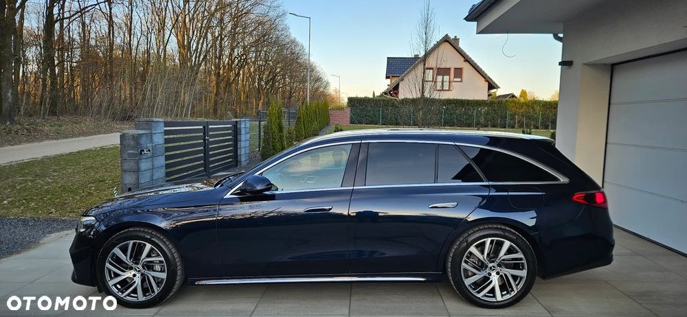 Mercedes-Benz Klasa E 300 PHEV Exclusive 9G-Tronic - 8