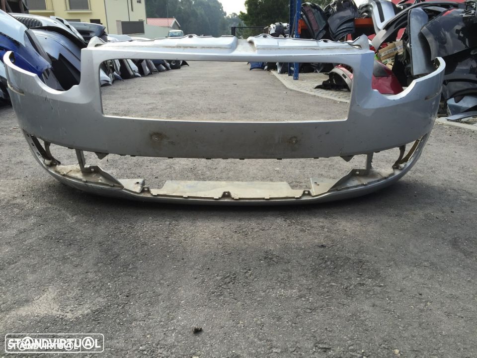 Parachoque fiat siena - 1