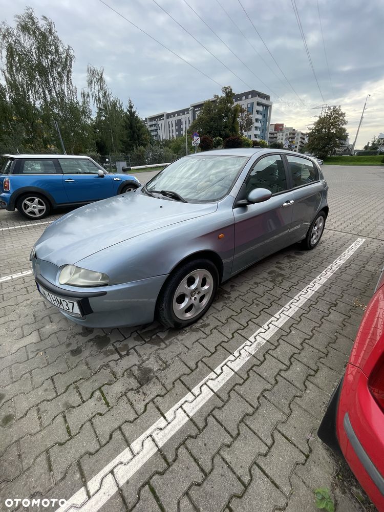 Alfa Romeo 147 - 4