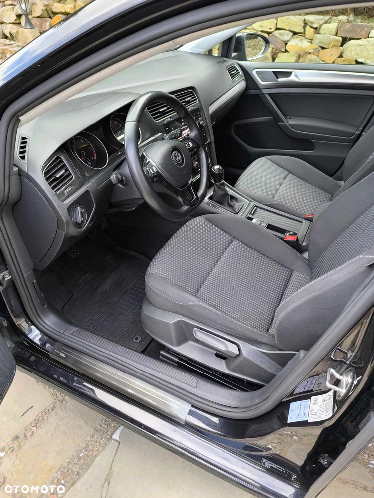 Volkswagen Golf 1.6 TDI BMT Comfortline - 5
