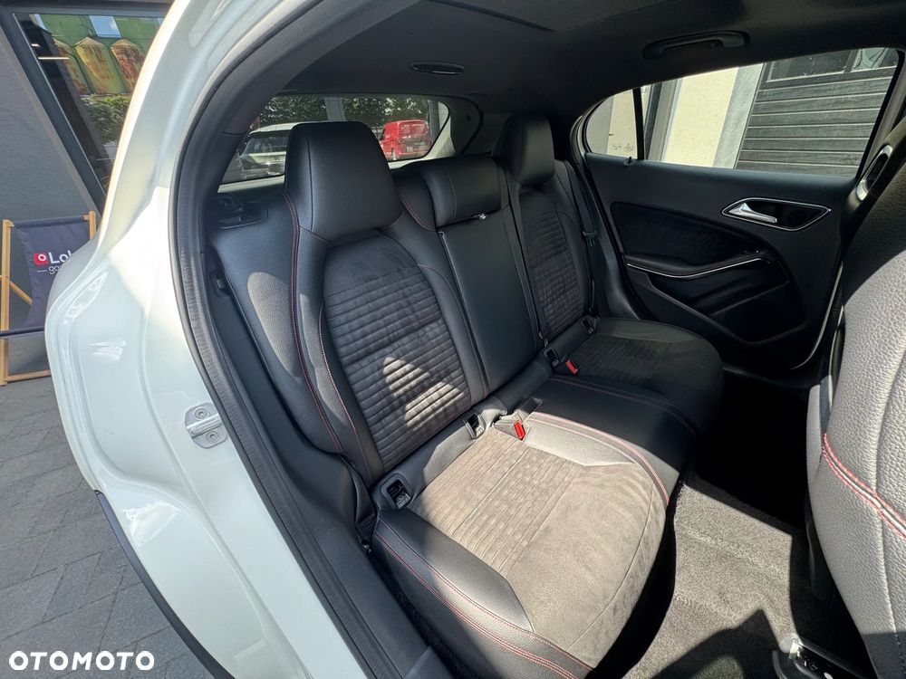 Mercedes-Benz GLA 250 4-Matic - 27