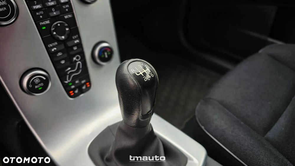 Volvo C30 D2 Kinetic - 24