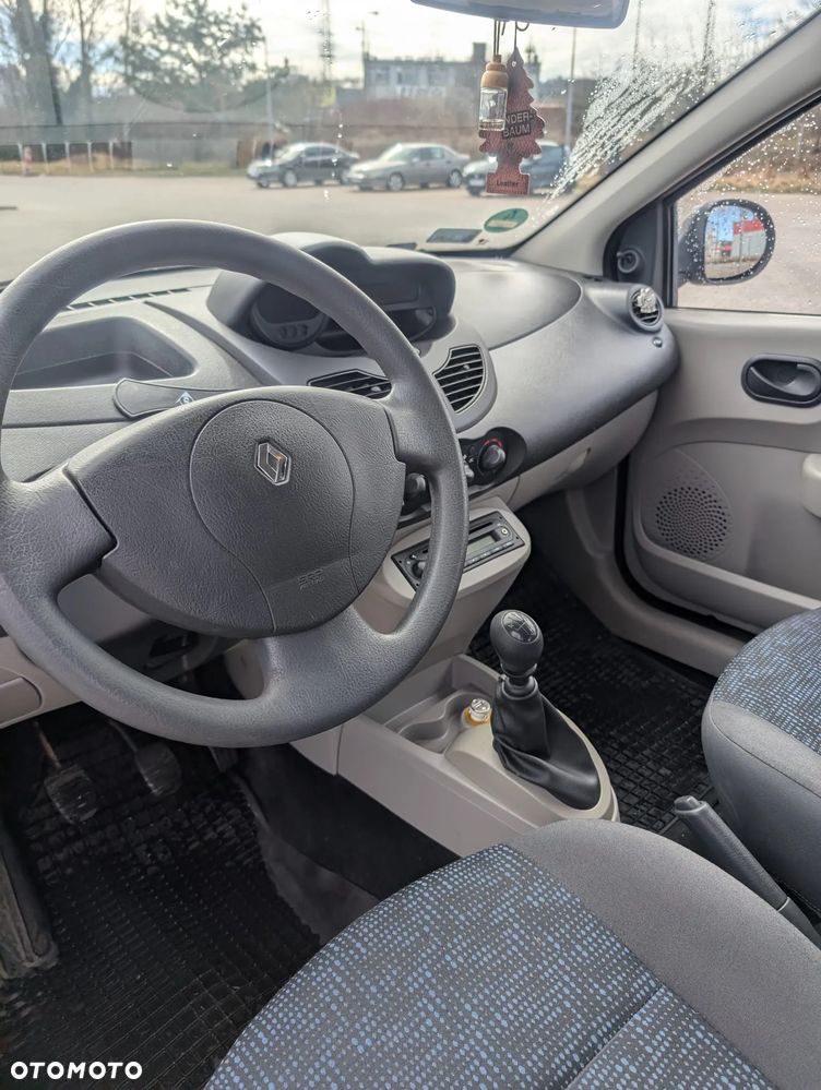 Renault Twingo 1.2 60 Authentique - 4