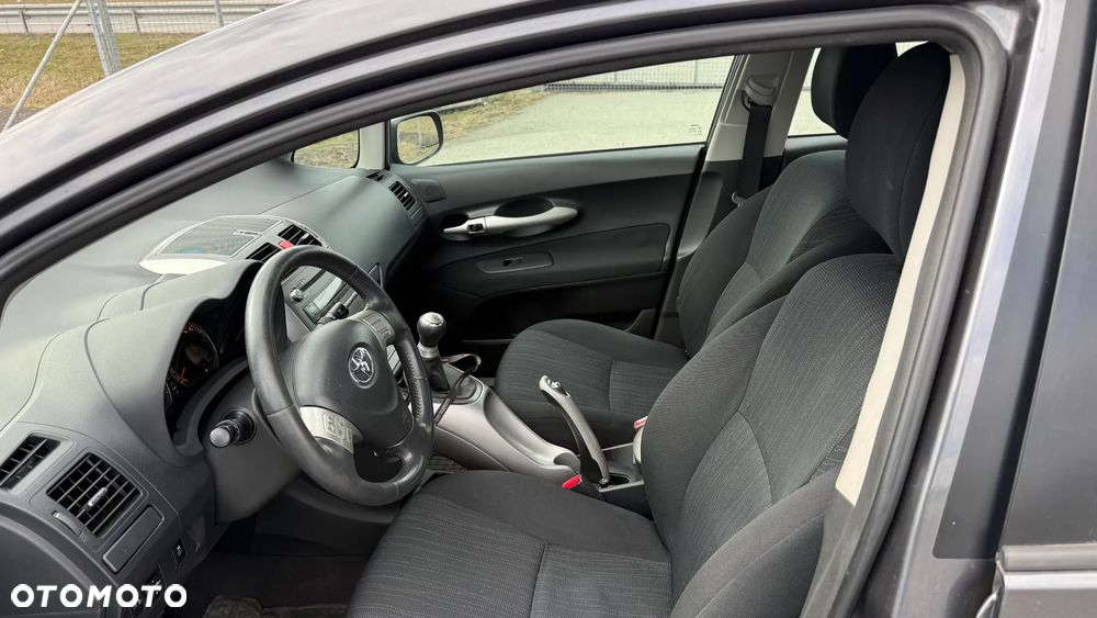 Toyota Auris 1.6 VVT-i Sol - 7