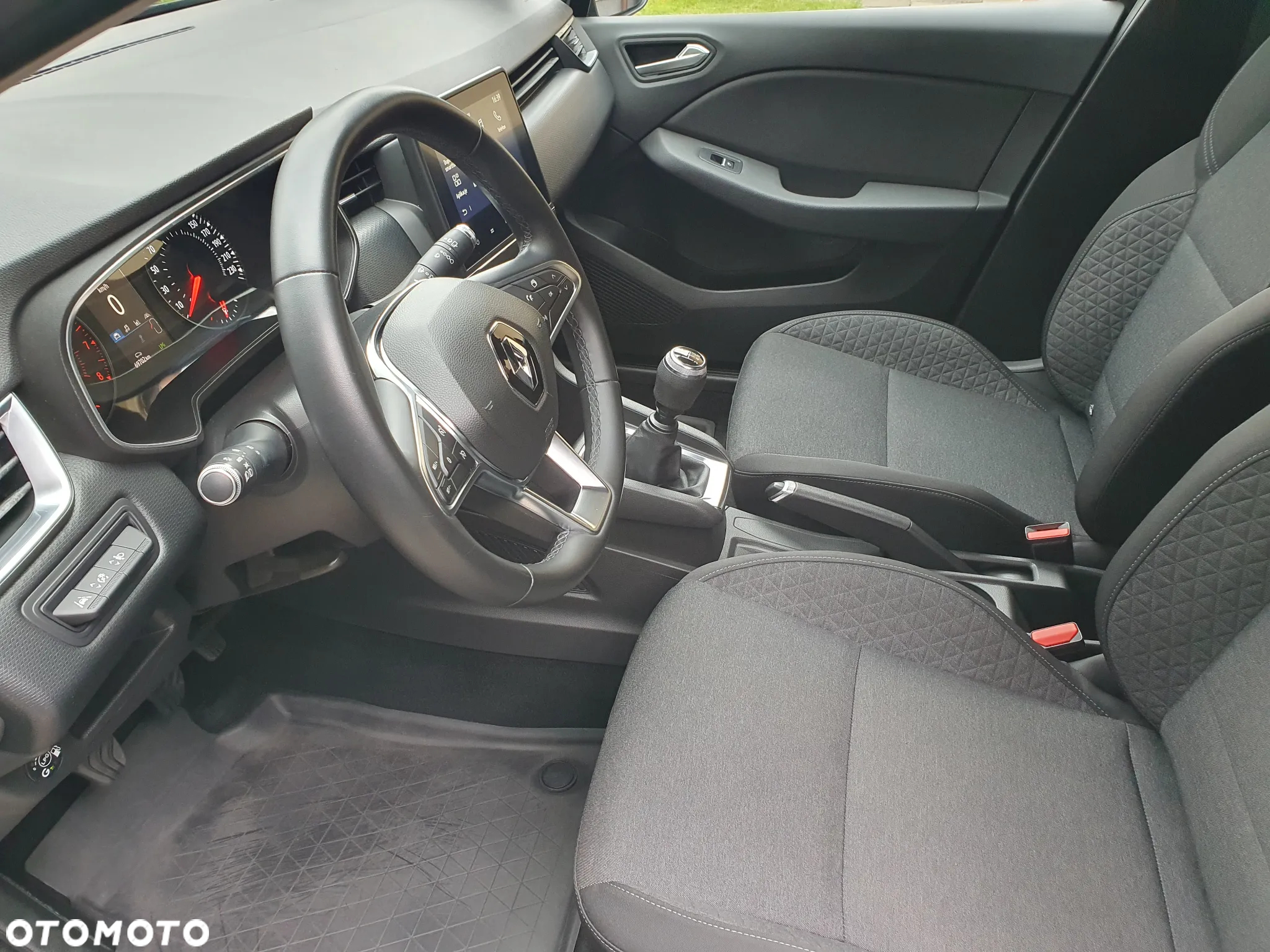 Renault Clio - 20