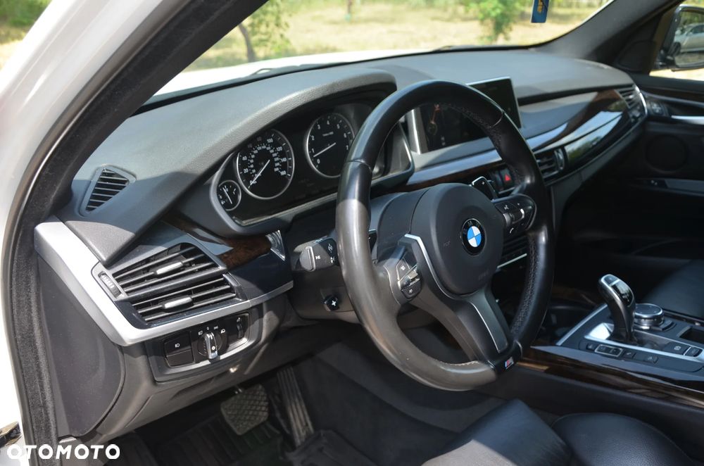 BMW X5 xDrive35i - 17