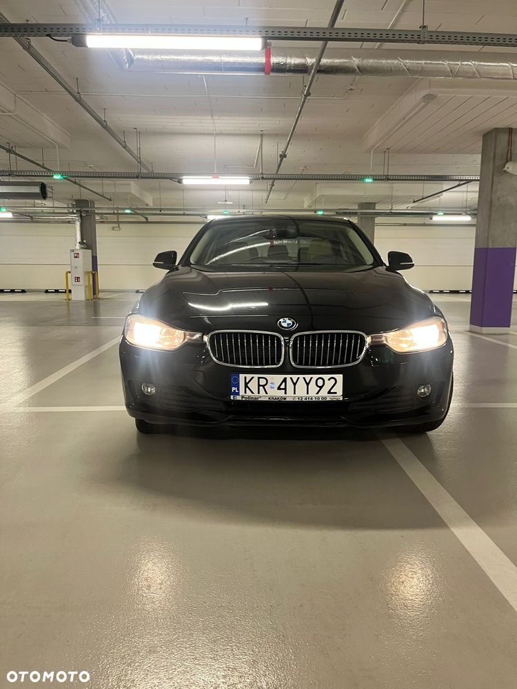 BMW Seria 3 328i xDrive - 1