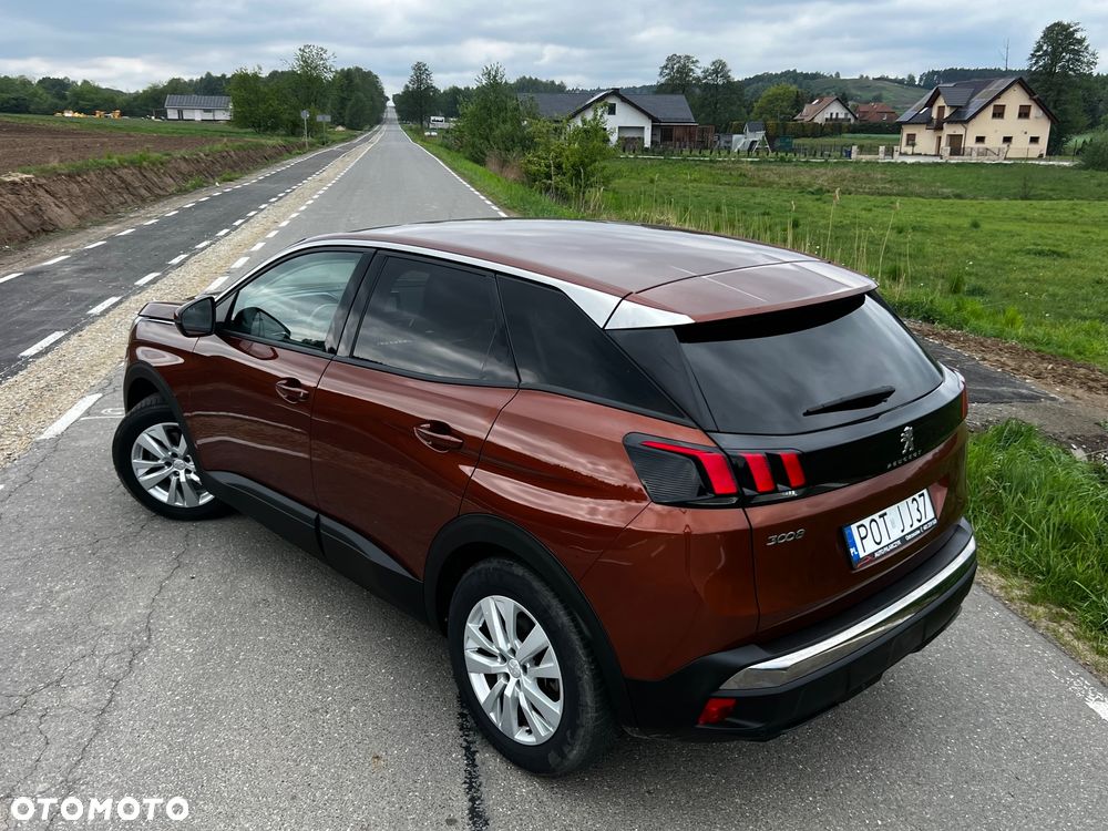Peugeot 3008 PureTech 130 Stop & Start GPF Allure Business-Paket - 6