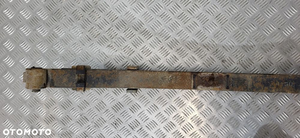 Mitsubishi L200 V Resor Tył - 10