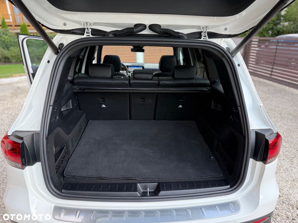 Mercedes-Benz GLB - 34